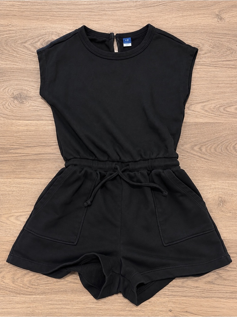 Old Navy Black Short Sleeve Romper Size M (8)